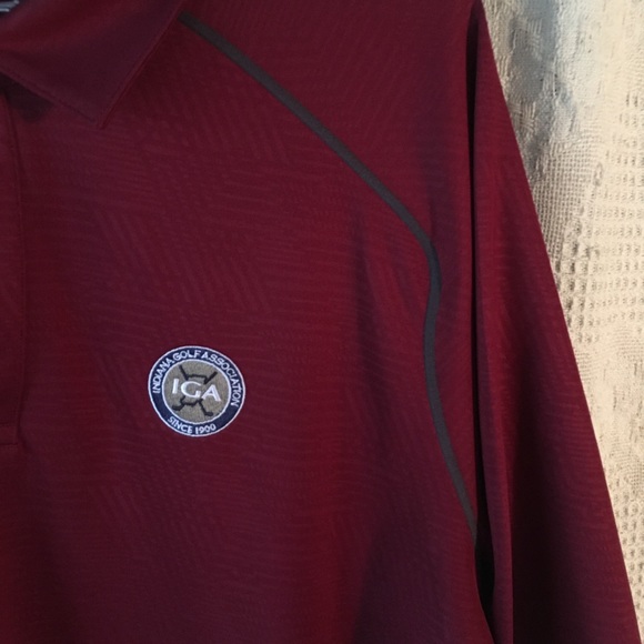 Like New Men’s Under Armour Polo Shirt Size XL - Picture 2 of 8